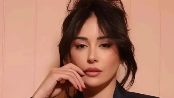 كندا حنا توثق لحظة مبهجة مع ابنتها كاتاليا