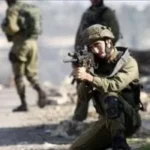 جنود الاحتلال الإسرائيلي يحطمون تمثال السيد المسيح في لبنان