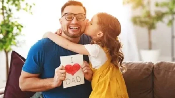 حدود عورة الأب مع أولاده