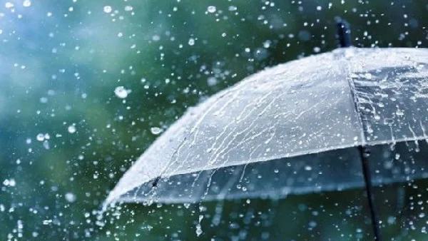 فرص أمطار خفيفة في عدة محافظات اليوم