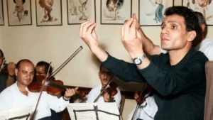 ابن شقيق عبد الحليم ينفي مسؤوليته عن صفحة أسرة العندليب