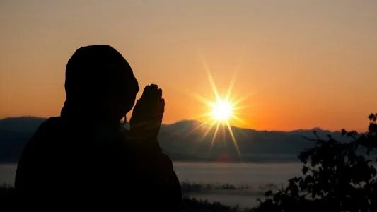 فائدة الدعاء في ضوء القضاء والقدر