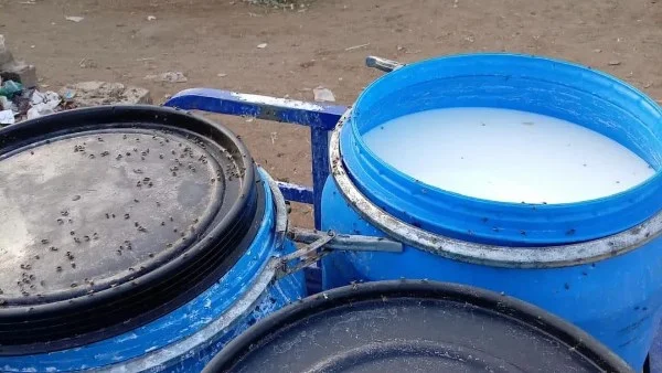 ضبط 2 طن ألبان فاسدة في المنيا وإشغالات طريق