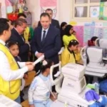 محافظ دمياط يتفقد مبادرة “عيون أطفالنا مستقبلنا”