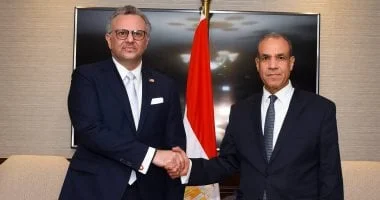 مستشار الرئيس الأمريكي يبحث مع وزير الخارجية المصري الأوضاع الإقليمية