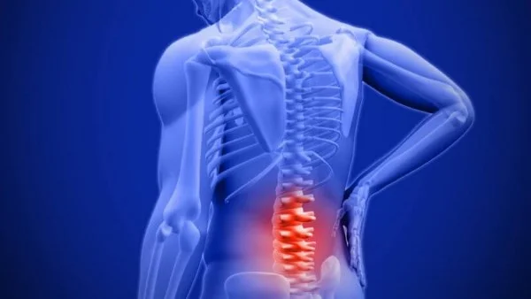 أسباب وأعراض ألم العصعص وطرق العلاج