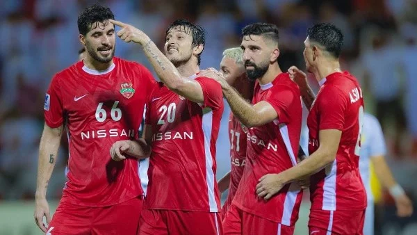 شباب الأهلي الإماراتي يواجه ماتشيدا زيليفا في نصف النهائي