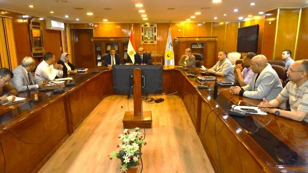 تسريع تقنين أراضي الدولة ومخالفات البناء في أسيوط