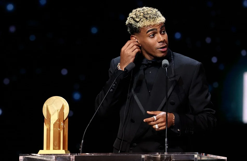 لامين يامال يفوز بجائزة "لوريوس" لأفضل رياضي شاب