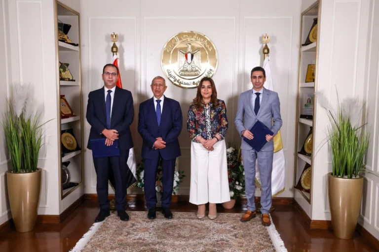 بروتوكول تعاون بين التنمية المحلية والأكاديمية العربية