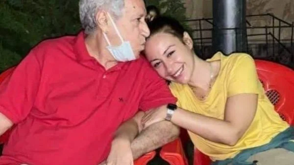 أحمد حلمي يعبر عن حزنه لوفاة والد منة شلبي