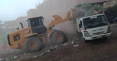 رفع 120 طن من النفايات في 5 قرى بسوهاج