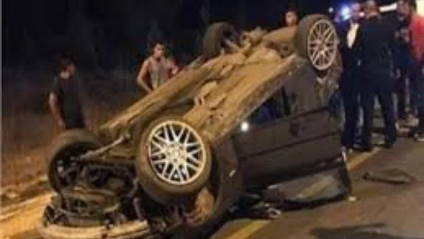 مصرع 3 أشخاص في حادث انقلاب سيارة بقنا