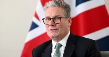 ستارمر يتوجه إلى الخليج لضمان فتح مضيق هرمز