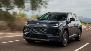 تويوتا تؤجل تصنيع RAV4 الكهربائية لعام 2026