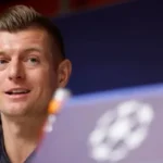 كروس يدعو نجوم الرياضة للتكاتف من أجل السلام