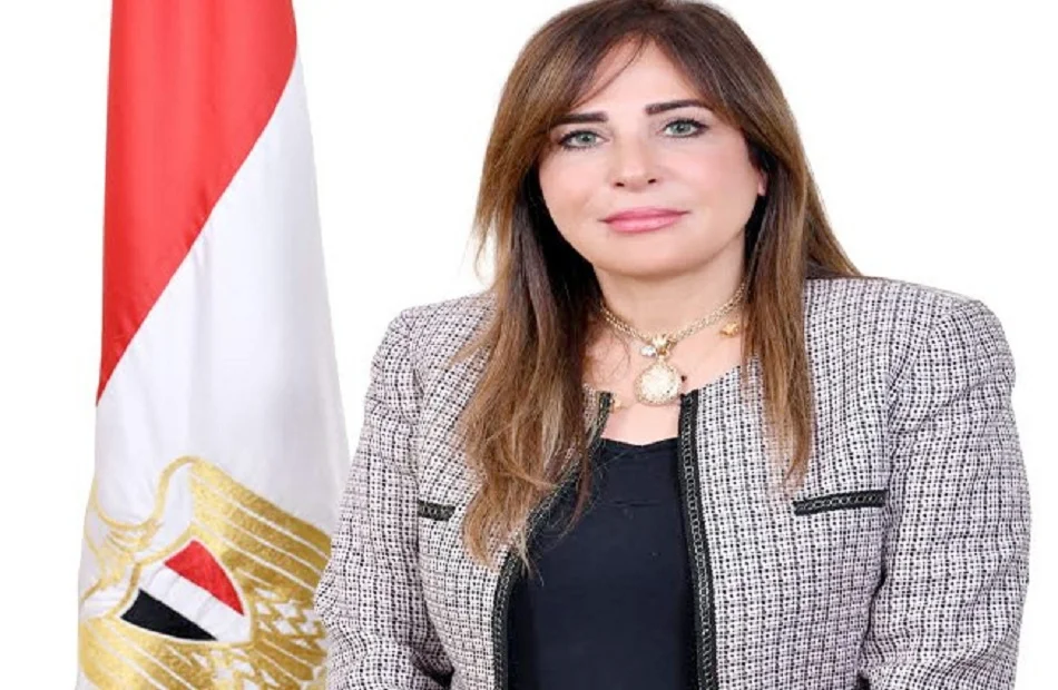 متابعة تنفيذ مشروعات المرافق في أكتوبر الجديدة