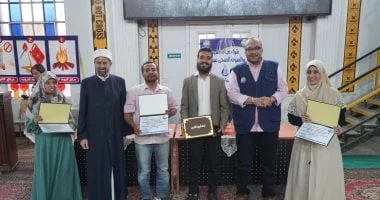 تكريم حفظة القرآن والأمهات المثاليات في سوهاج