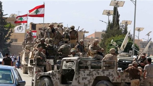 الجيش اللبناني يدعو للتريث في العودة للجنوب