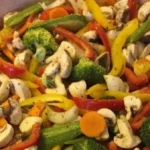 الثوم الأزرق في المطبخ: تفسير علمي للتغير اللوني