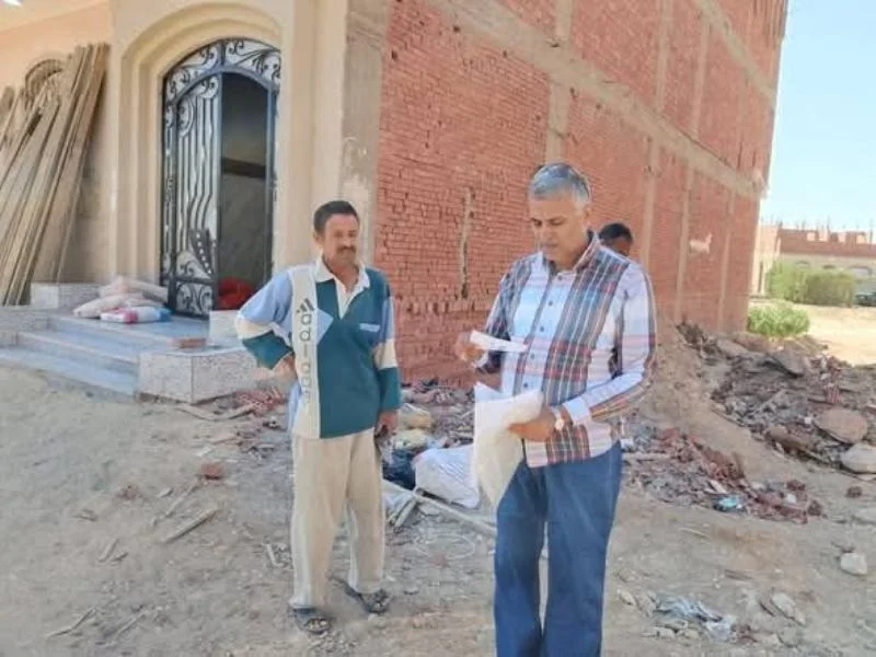 جولة لرصد مخالفات البناء في مدينة القصير