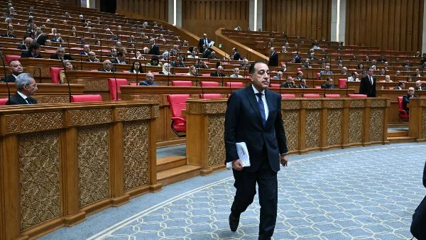 تداعيات الحرب وخطة الحكومة لمواجهة الأزمة