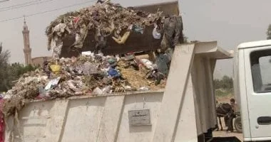 رفع 100 طن قمامة ومخلفات في خمس قرى بسوهاج