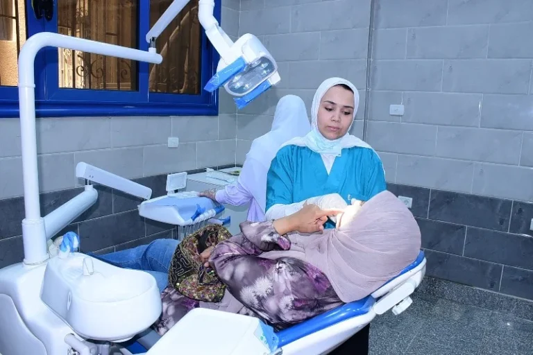 زراعة الأسنان الحديثة في جامعة سوهاج