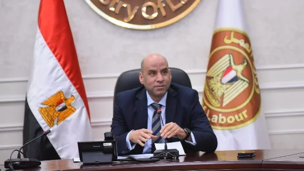 إجازة شم النسيم مدفوعة للعاملين بالقطاع الخاص