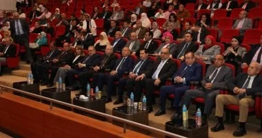 محافظ القاهرة يشهد المؤتمر الدولي السادس لصيدلة جامعة العاصمة