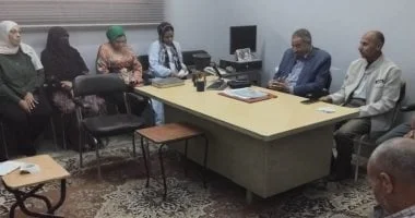 ندوة إرشادية بالفيوم حول تحميل محصول السمسم على القطن