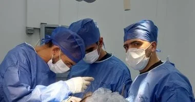 جراحة معقدة تستعيد تناسق وجه شاب بالدقهلية