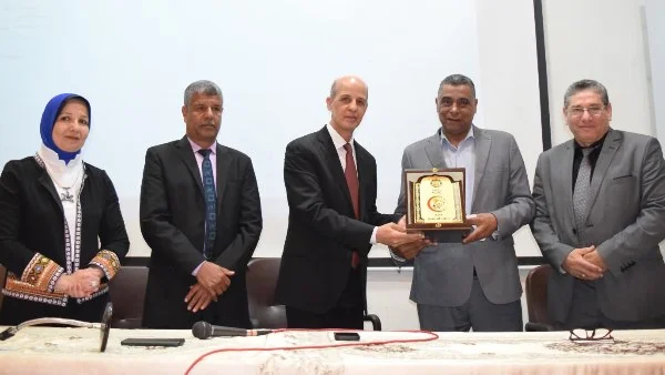 ملتقى توظيف كلية الطب البيطري في جامعة بني سويف