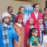 سفيرة الاتحاد الأوروبي تشيد بعروض أطفال قرية البصالى