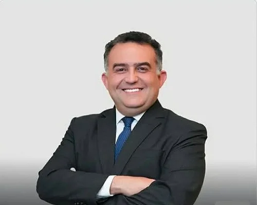من هو عمر رضوان رئيس البورصة المصرية الجديد؟