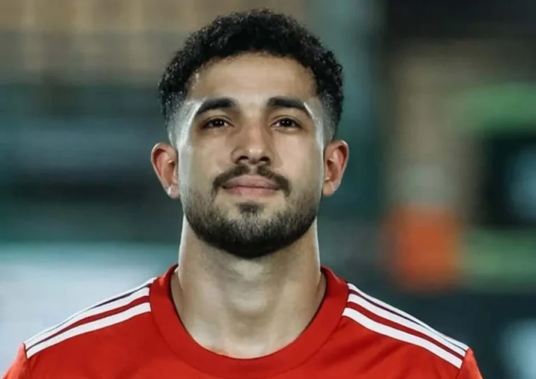 الأهلي يدرس تدعيم الجبهة اليمنى بخالد عوض