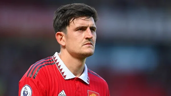 مانشستر يونايتد يمدد عقد هاري ماجواير حتى 2027