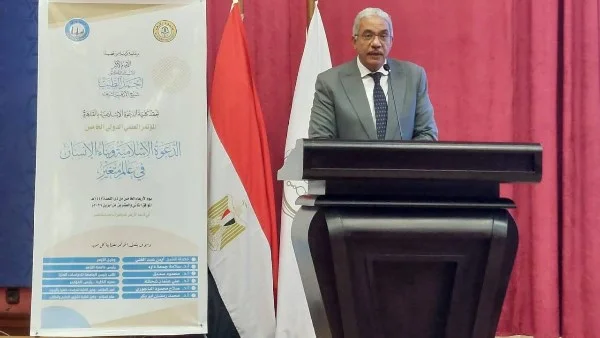 بناء الإنسان في ضوء القرآن الكريم