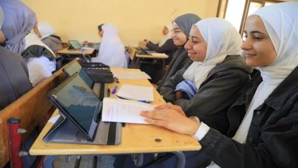 95% من طلاب أولى ثانوي اختاروا البكالوريا المصرية