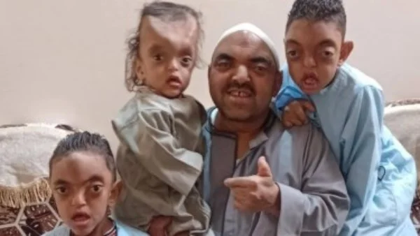 داعية يتعرض لتعليقات مسيئة بعد نشر صورة مع أبنائه