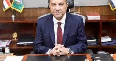 إحالة 6 موظفين بمركز شبين الكوم للتحقيق