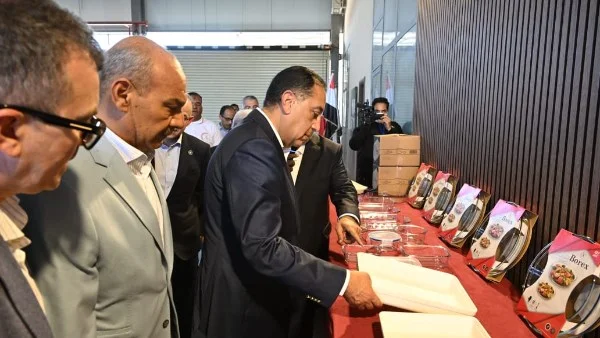 مدبولي يرد على الانتقادات بشأن المشروعات العقارية