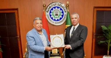 تكريم رئيس مدينة السنبلاوين بمناسبة بلوغه سن المعاش