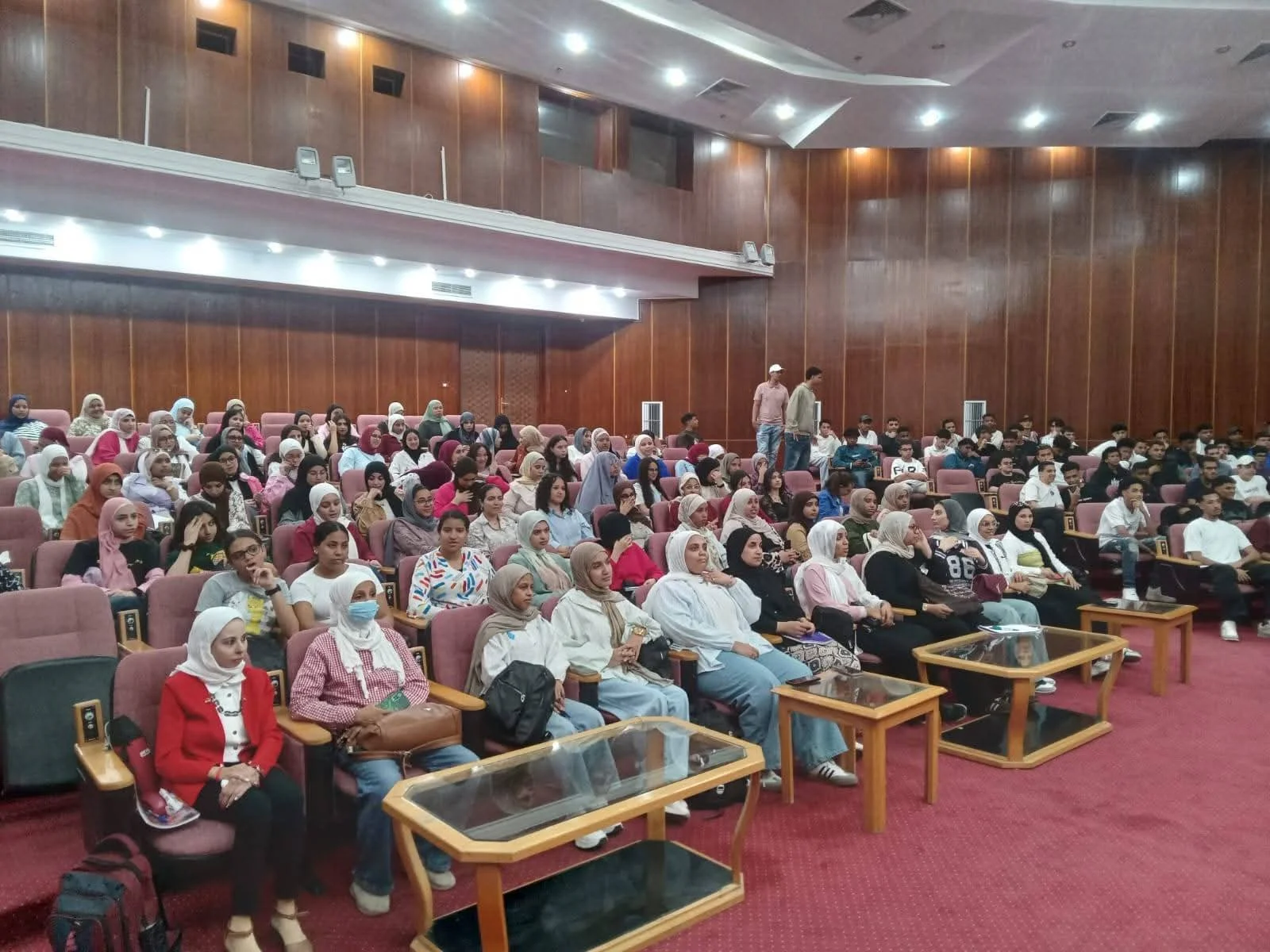 إطلاق القوافل التعليمية في البحر الأحمر لدعم الطلاب