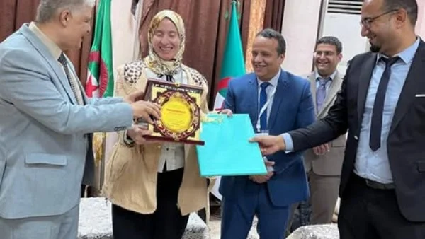 مشاركة عالمة من جامعة مطروح في مؤتمر الزراعة المستدامة