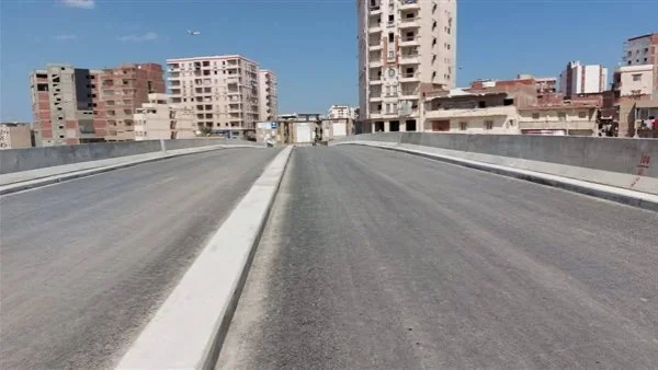 فتح كوبري مدخل كفر الدوار وتحسن حركة المرور