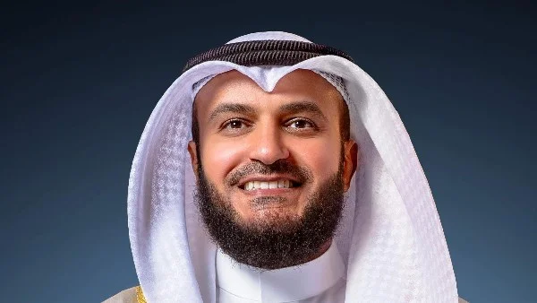 العفاسي يرد على انتقادات أغنيته "تبت يدين إيران"