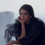 أسماء جلال تثير الجدل بإطلالة أنيقة وجريئة