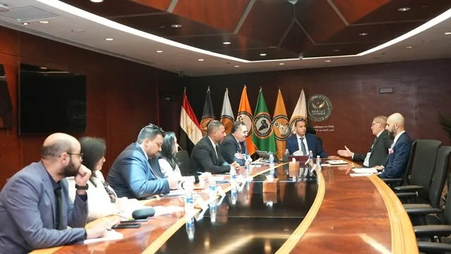 آليات جذب المستثمرين الأجانب لتنشيط أسواق رأس المال في مصر