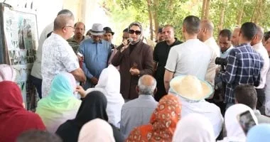 إطلاق طفيل الترايكوجراما لمكافحة آفات النخيل بالخارجة